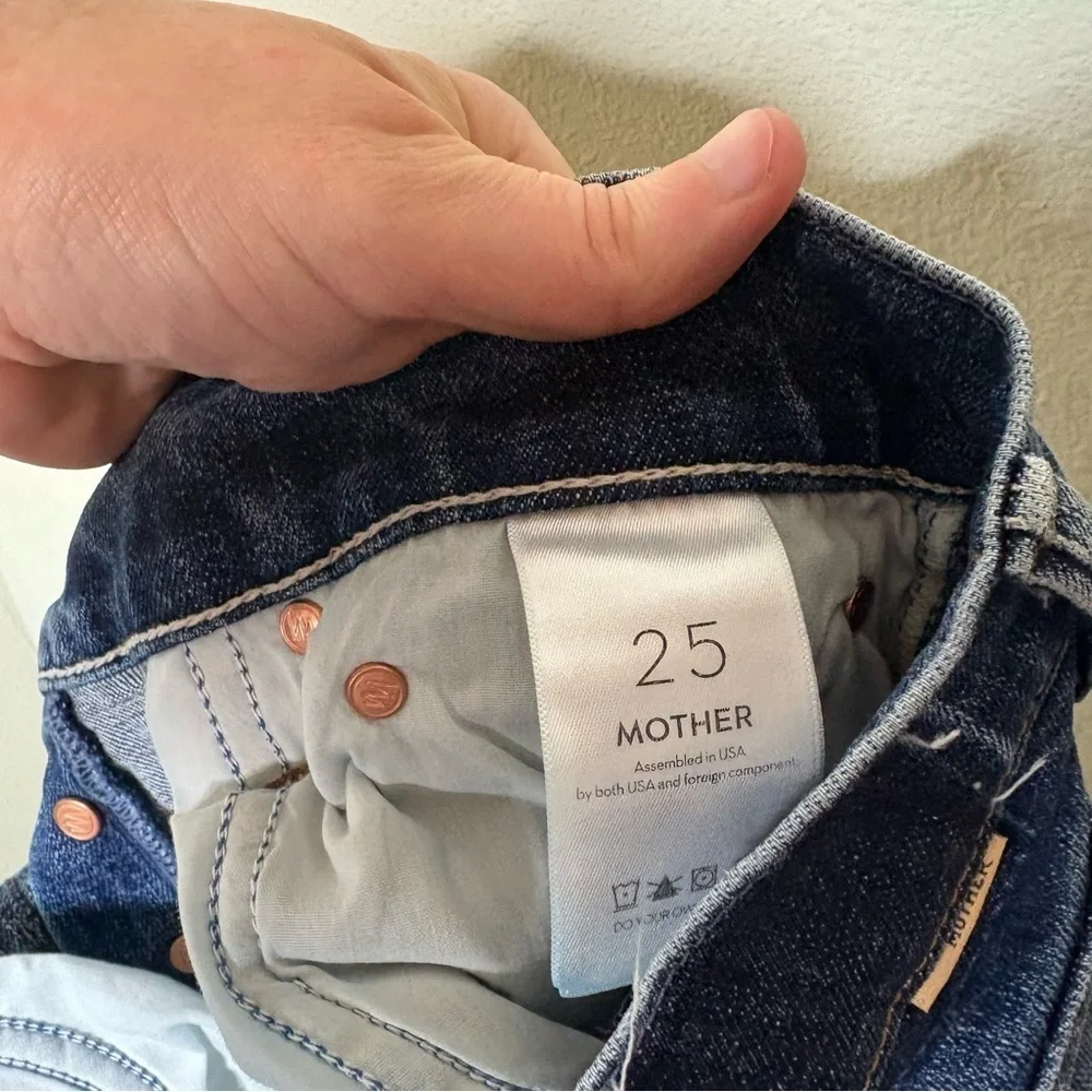 MOTHER The Proper Blue Straight Jeans with Classic Denim Wash (Truce)